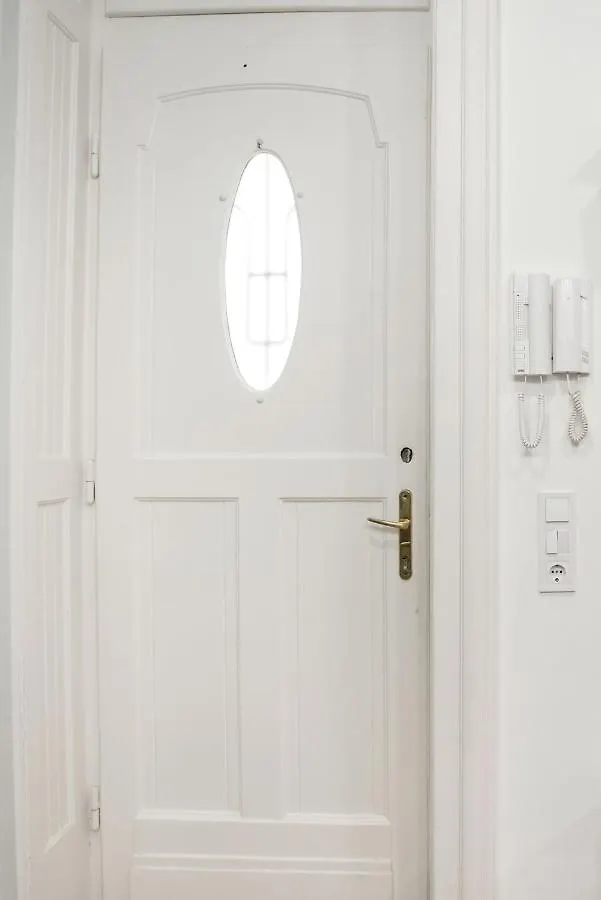 Designer Dream Home At The St. Stephen Basilica Budapest